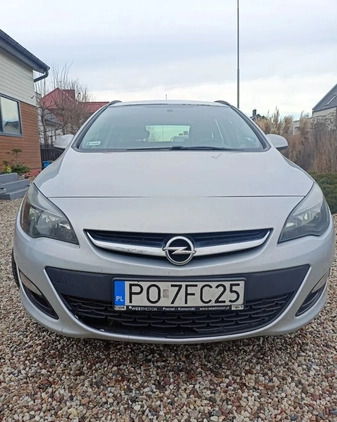 Opel Astra cena 24000 przebieg: 184000, rok produkcji 2014 z Poznań małe 46